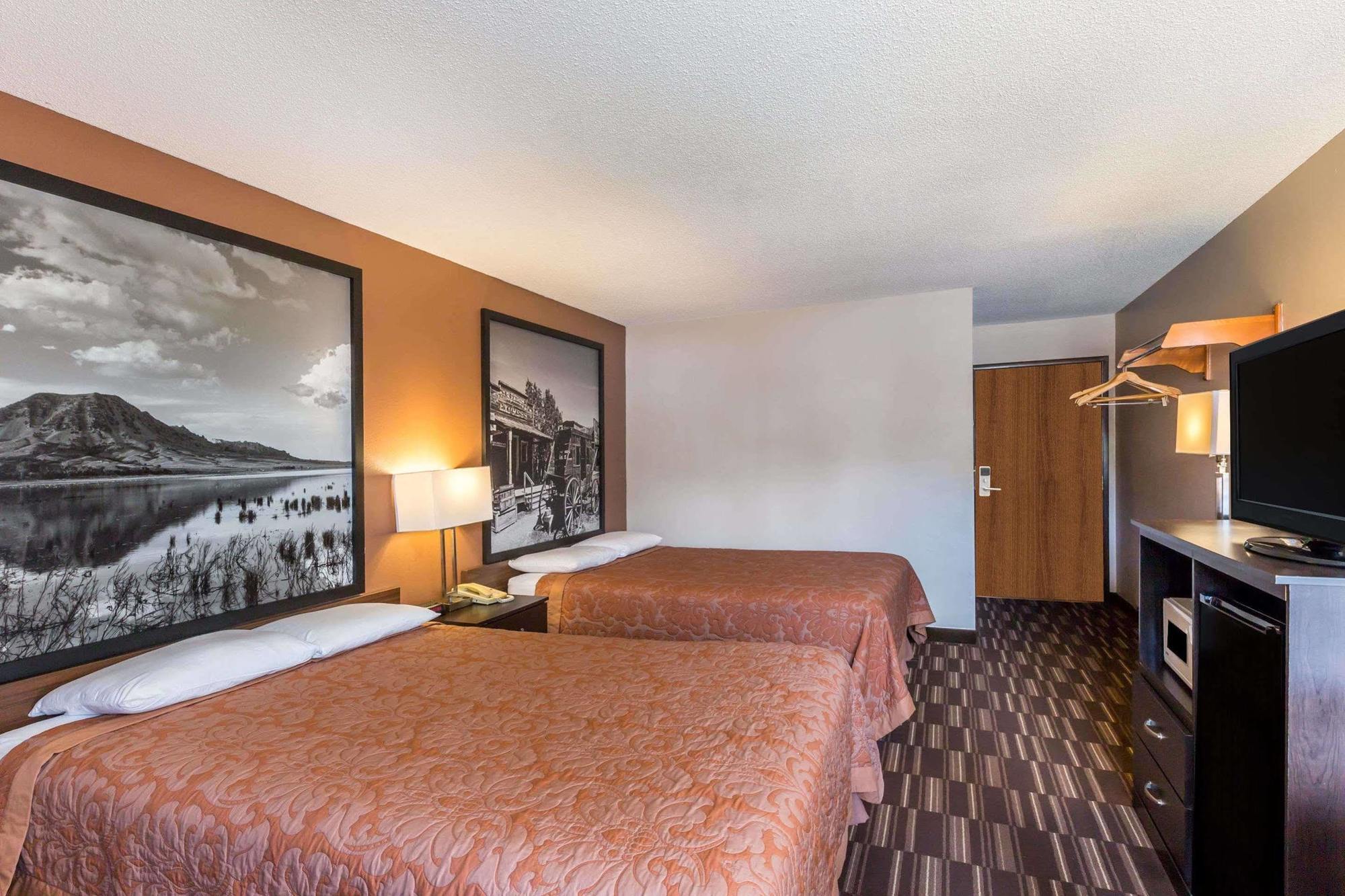 Super 8 By Wyndham Madison Hotell Eksteriør bilde